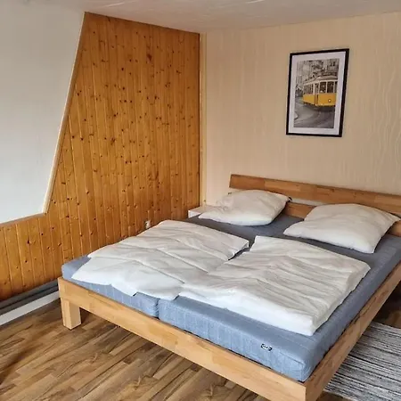 In Rodt Mit Gemeinschaftsbad Und Küche Camping St. Vith